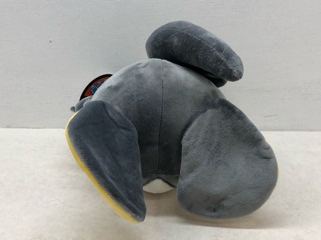 ポケモンセンター　エモンガ　等身大　ぬいぐるみ　タグ付き　Emolga ☆希少・レア☆等身大 エモンガ ぬいぐるみ ポケットモンスター