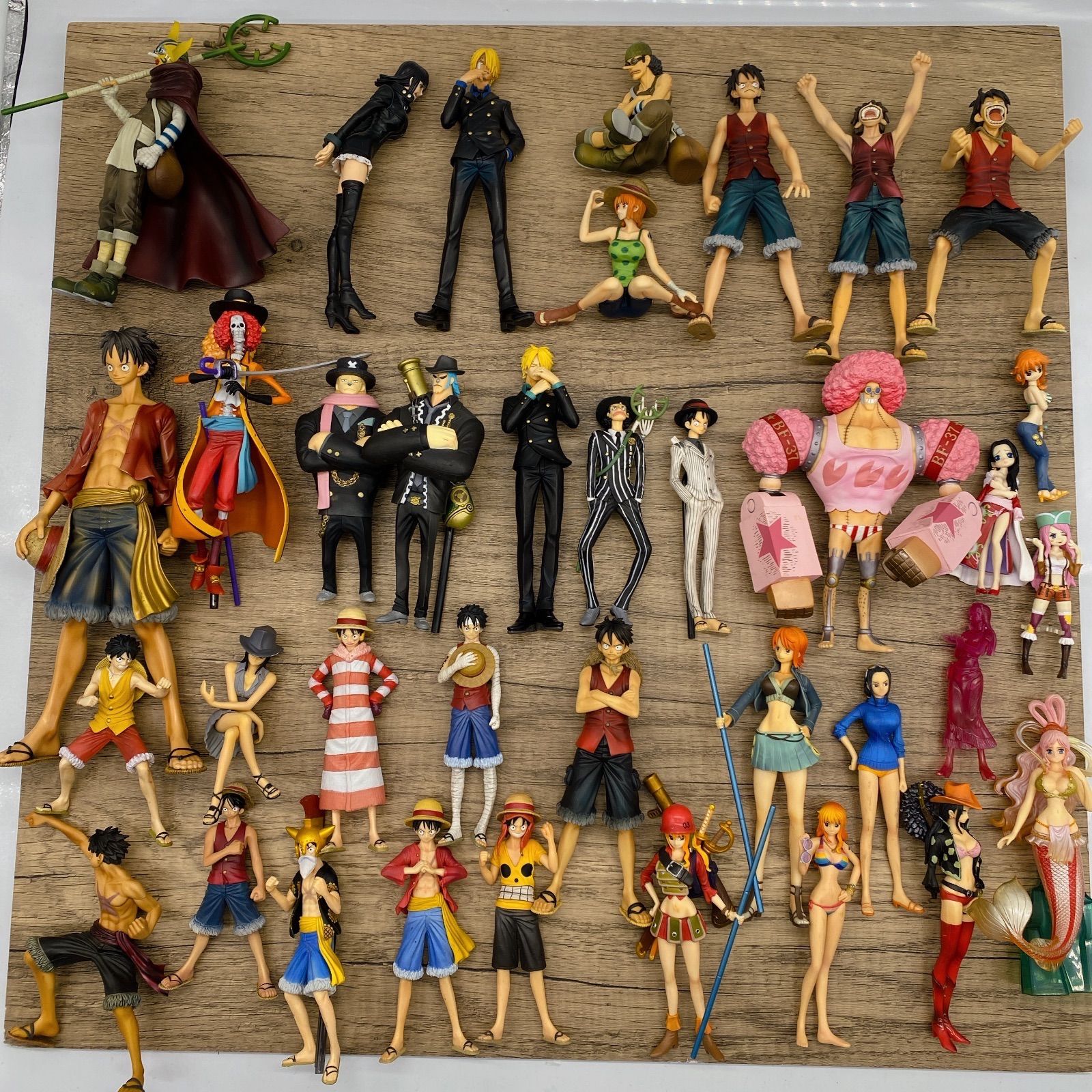 I-0060【一般中古品】◇ ONE PIECE フィギュア 36体 DRAMATIC SHOWCASE 