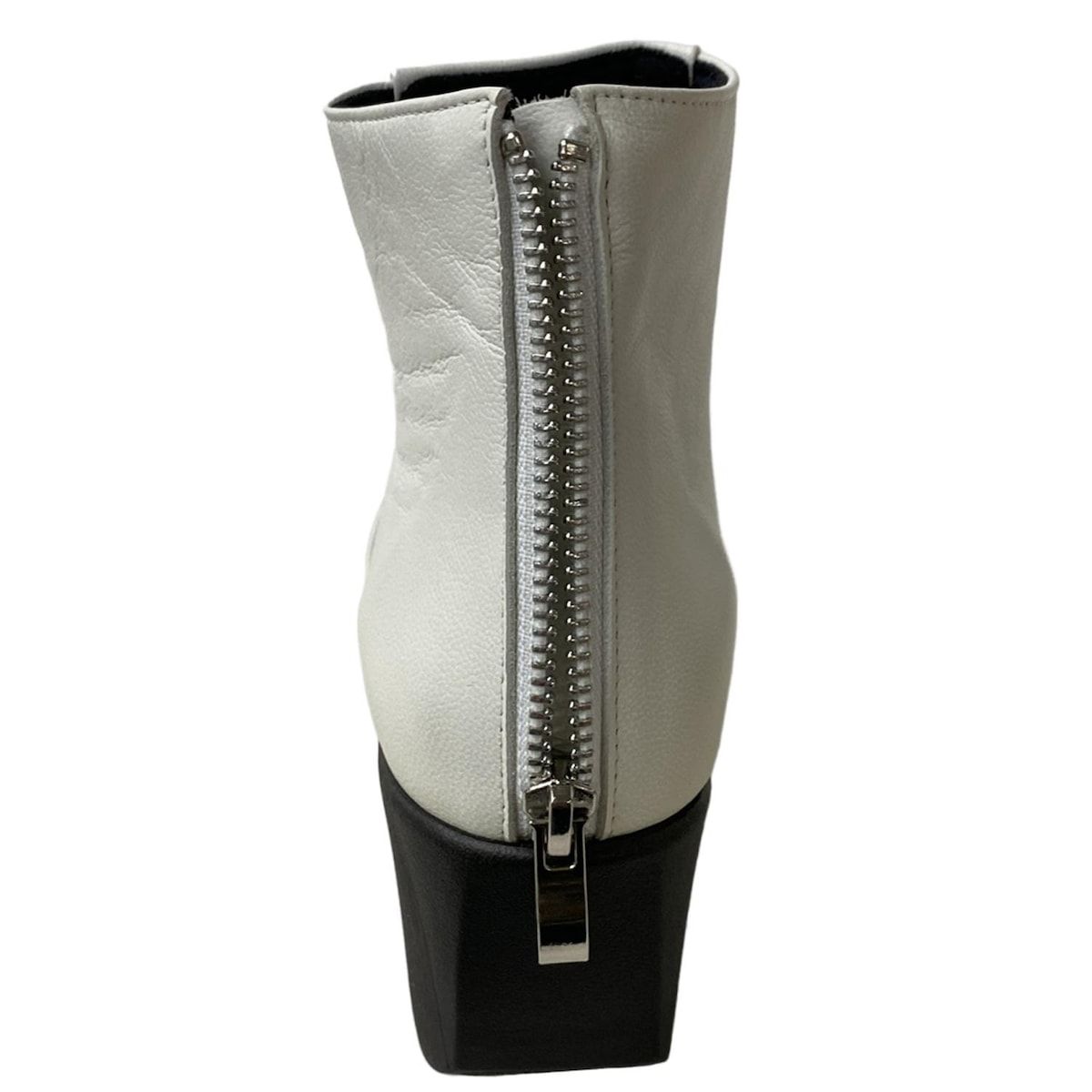 ショートブーツ