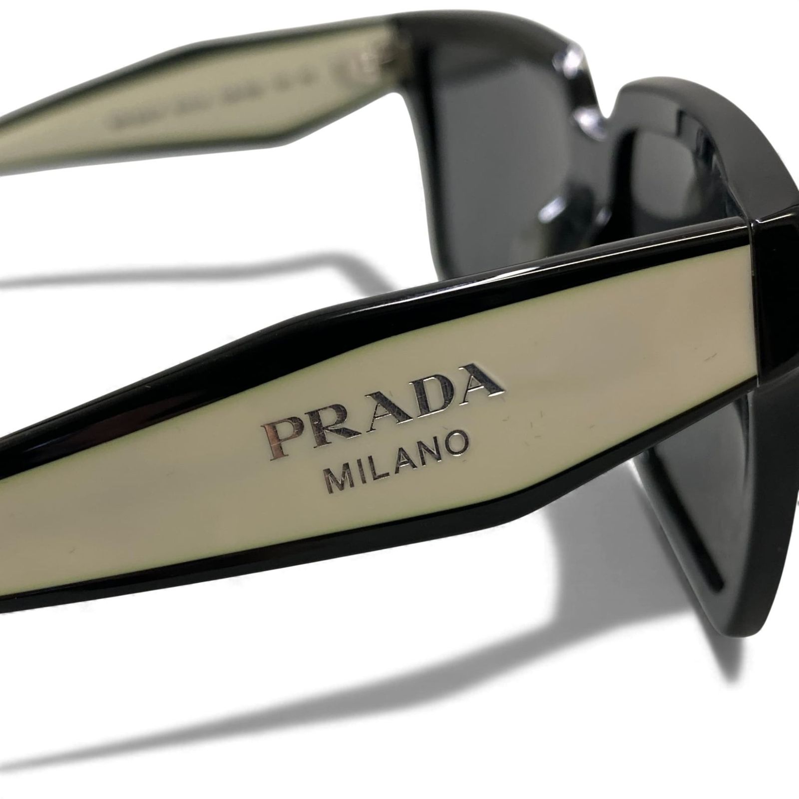 l14 PRADA プラダ ウェリントン サングラス SPR24Z-F 57□14 ブラック