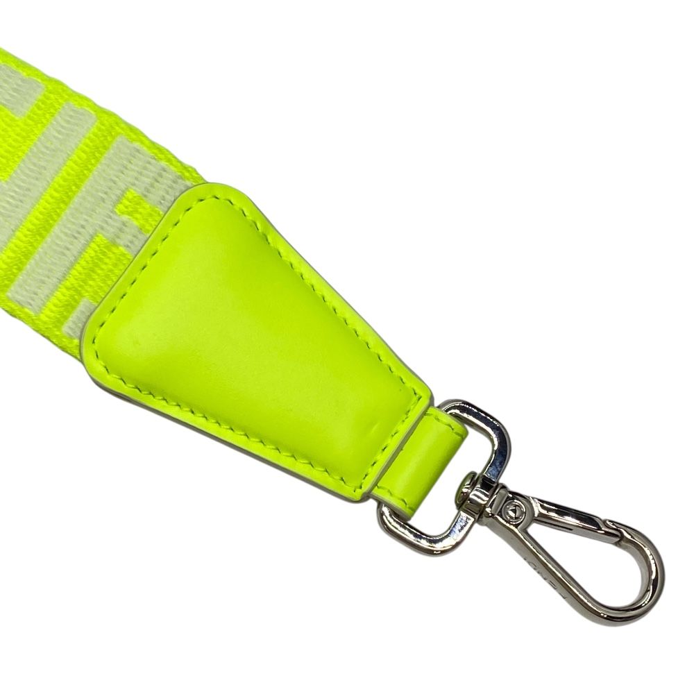 ネオン イエロー