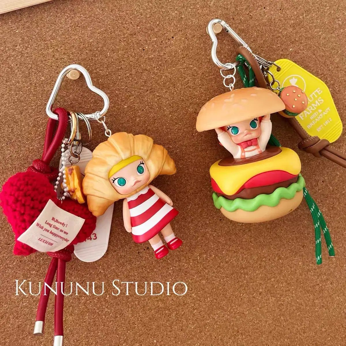 正規品 POP MART MOLLY フィギュア ハンドメイド キーホルダー バッグ