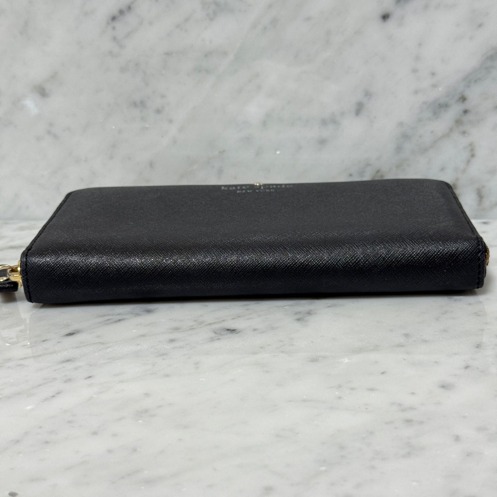 美品 kate spade ケイトスペード ラウンドファスナー 長財布 ブラック 