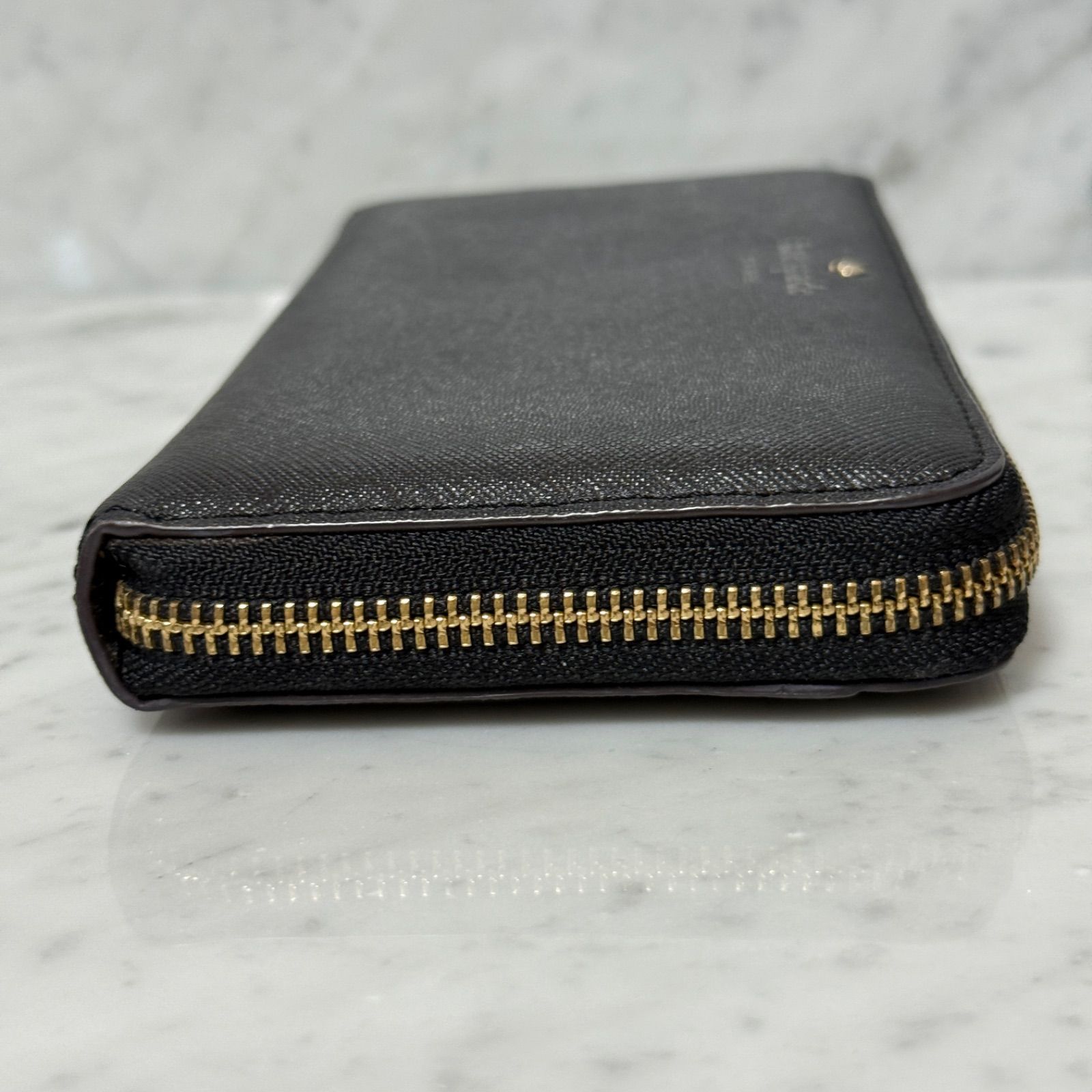 美品 kate spade ケイトスペード ラウンドファスナー 長財布 ブラック 
