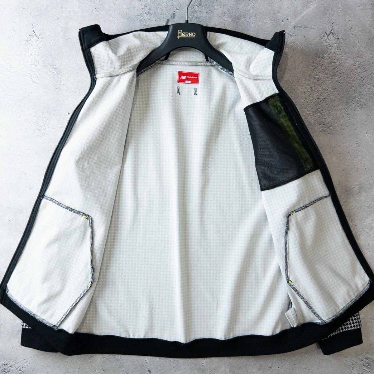 ニューバランス ゴルフ New Balance Golf ショップ 軽量 ダンボール