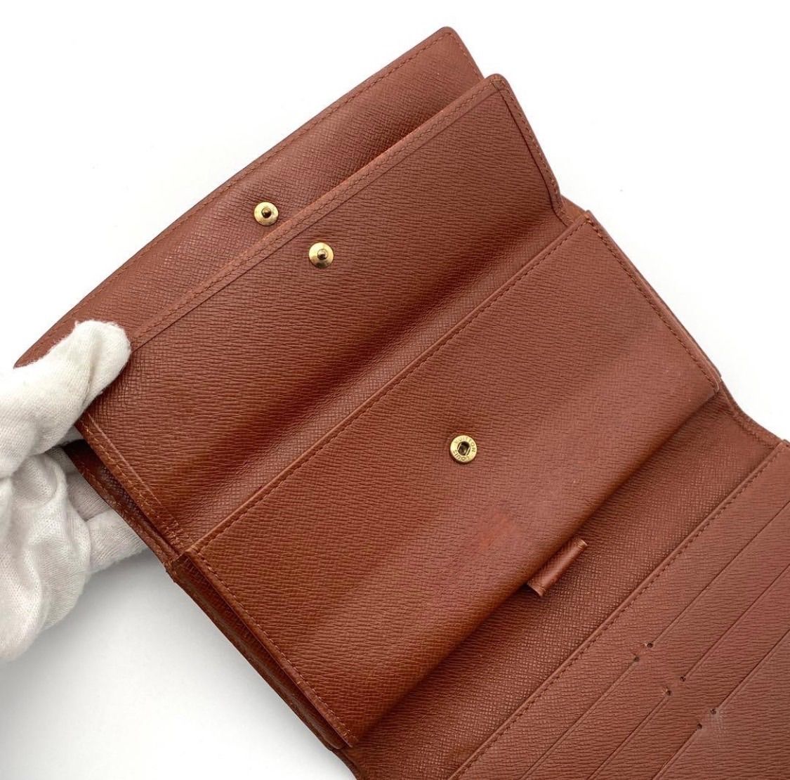 ルイヴィトン モノグラム ポルトフォイユ インターナショナル 三つ折り