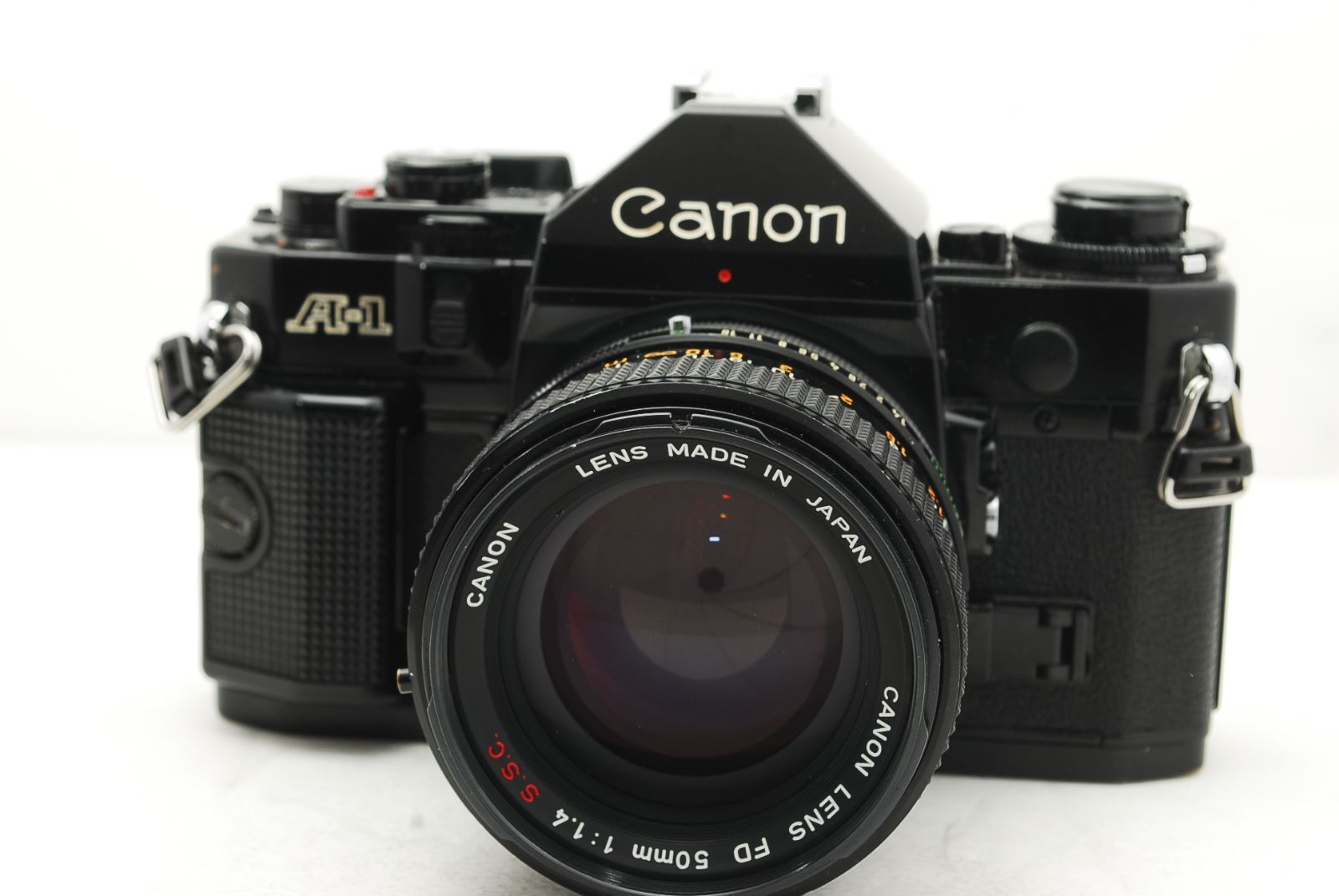 美品 完動品】 キヤノンCanon A-1 + FD 50mm F1.4 S.S.C. ボディ