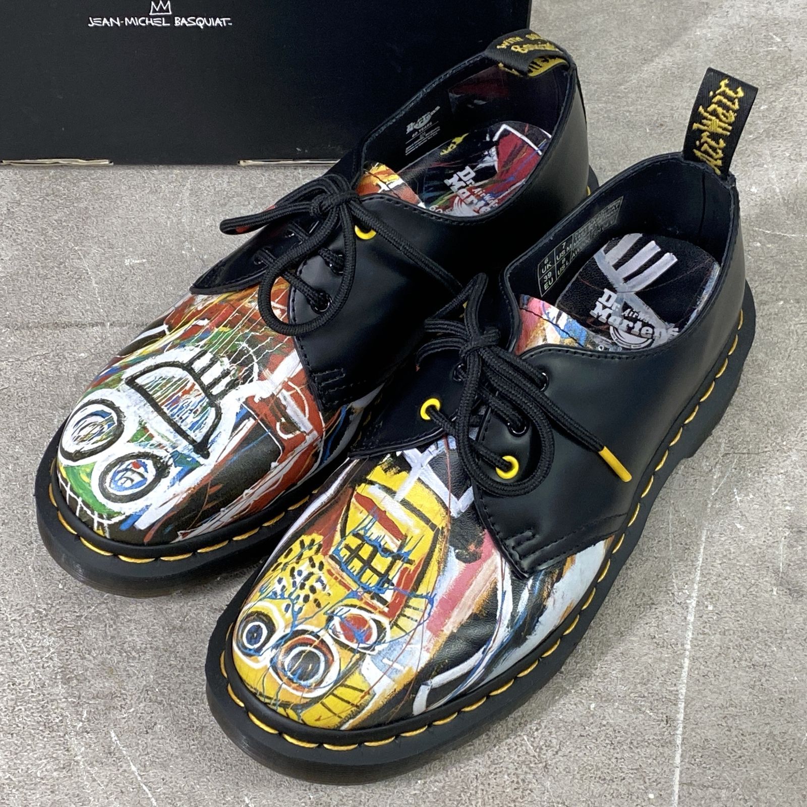 美品 Dr.Martensドクターマーチン ×BASQUIAT バスキア 3ホール レザー