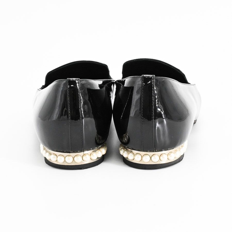 CHANEL シャネル オペラシューズ エナメル G30757(2510173) 楽天市場】【シャネル】Chanel ココマーク Fパール パテント オペラ