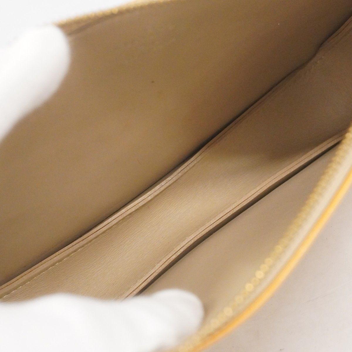 5pb2213】ルイヴィトン ポーチ ヴェルニ レキシントン M91010 ベージュ