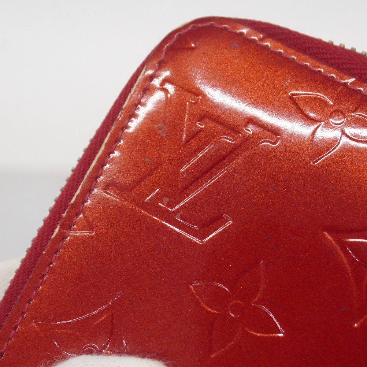 【5pb2311】ルイヴィトン 長財布 ヴェルニ ジッピーウォレット M91981 ポムダムール【中古】レディース 5pb2311】ルイヴィトン 長財布 ヴェルニ ジッピーウォレット M91981