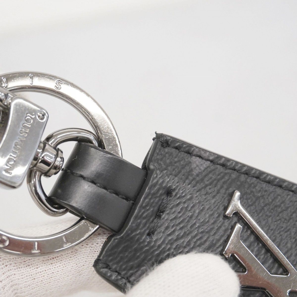 5pb2330】ルイヴィトン キーホルダー モノグラム・エクリプス