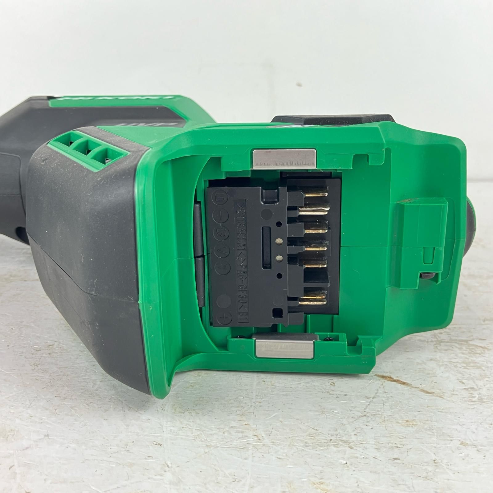 ЗЗHiKOKI ハイコーキ 36v 充電式セーバーソー バッテリー×1付 ※充電器なし CR36DMA グリーン×ブラック ЗЗHiKOKI ハイコーキ 36v 充電式セーバーソー バッテリー×1付 ※充電器