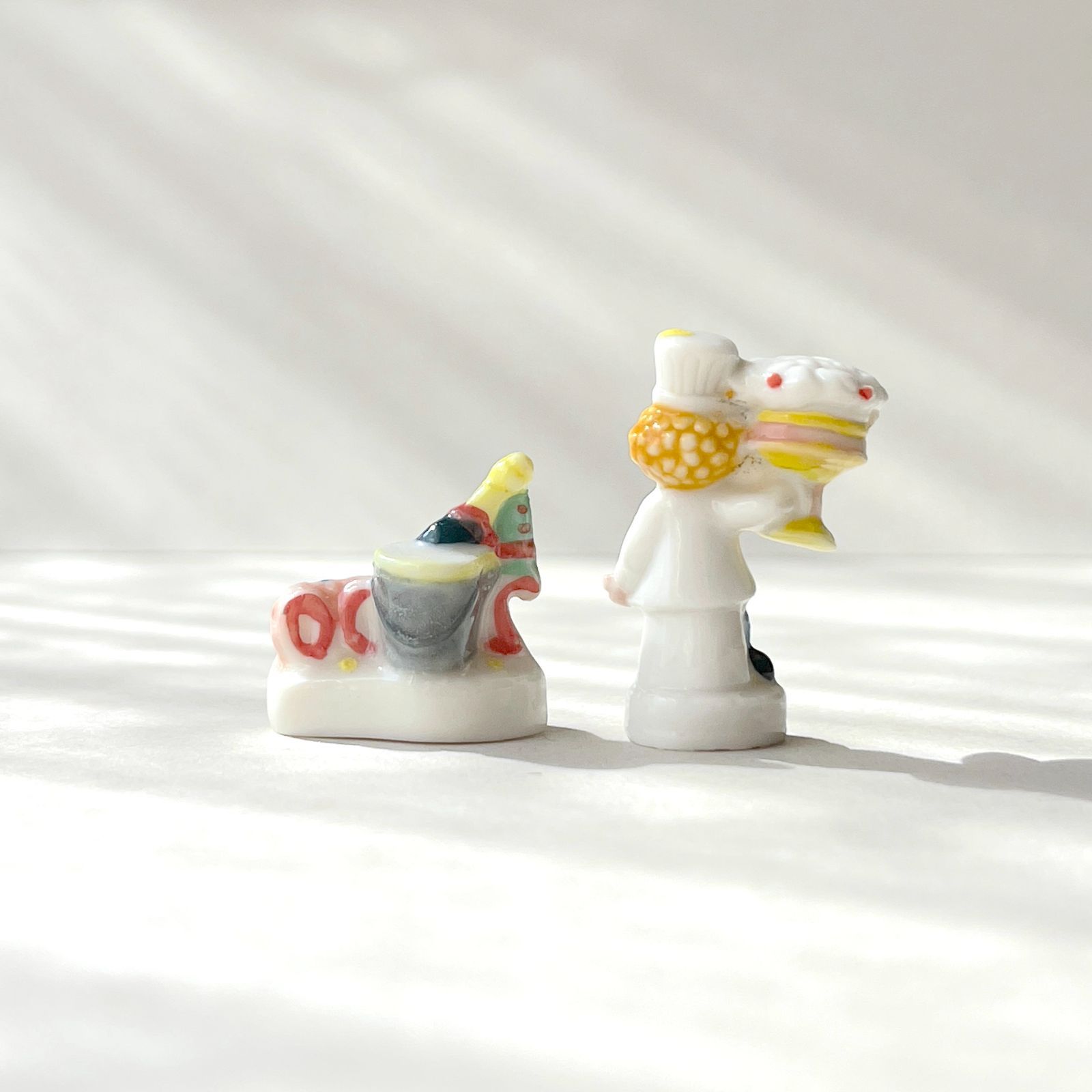 フェーヴ 2000年記念ケーキとパティシエ フランス フェーブ ミニチュア