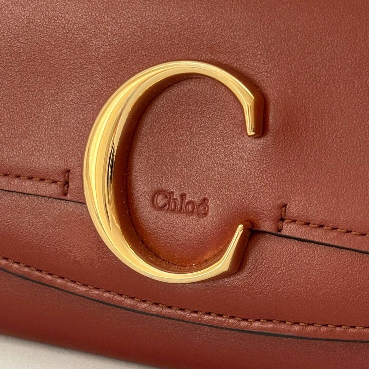 Chloe クロエ 財布 長財布 ロングウォレット 二つ折り財布 折財布 ロゴ 