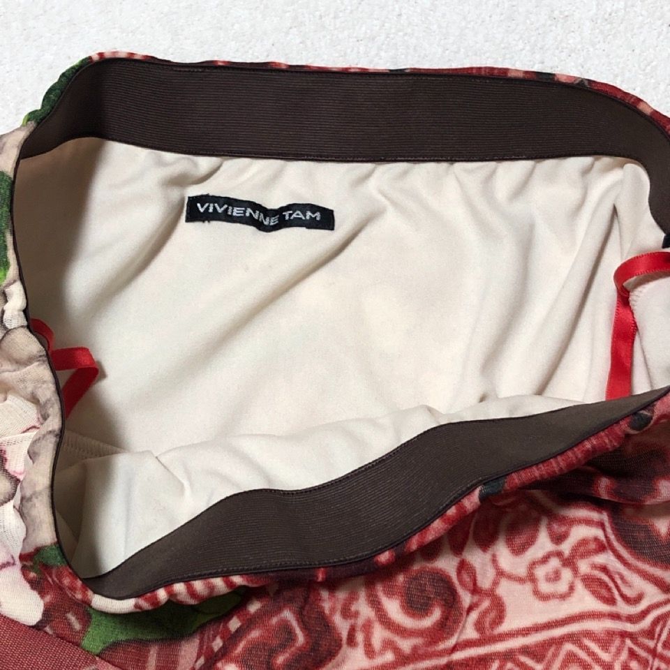 美品 VIVIENNE TAM ヴィヴィアンタム フレアスカート スカート レッド