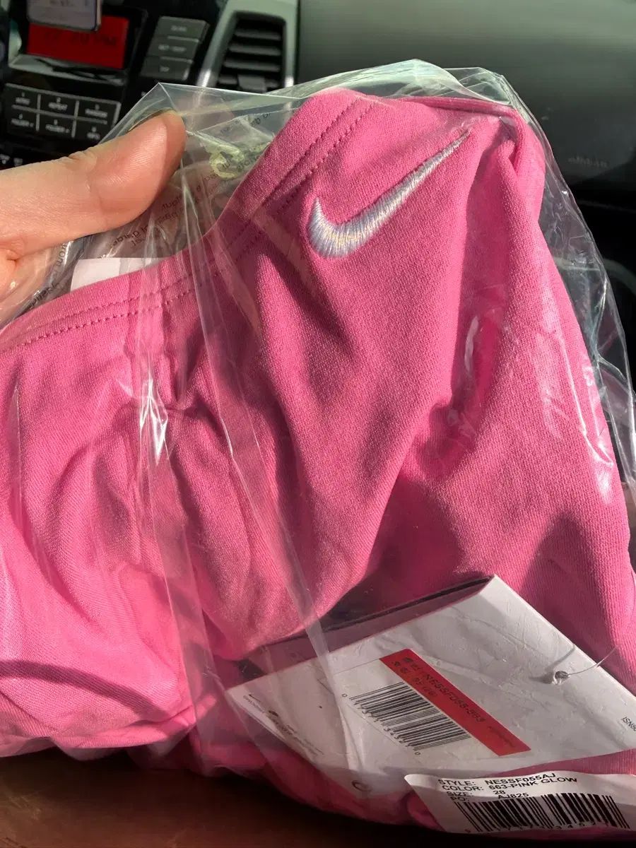 ナイキSwim メタリスウッシュ