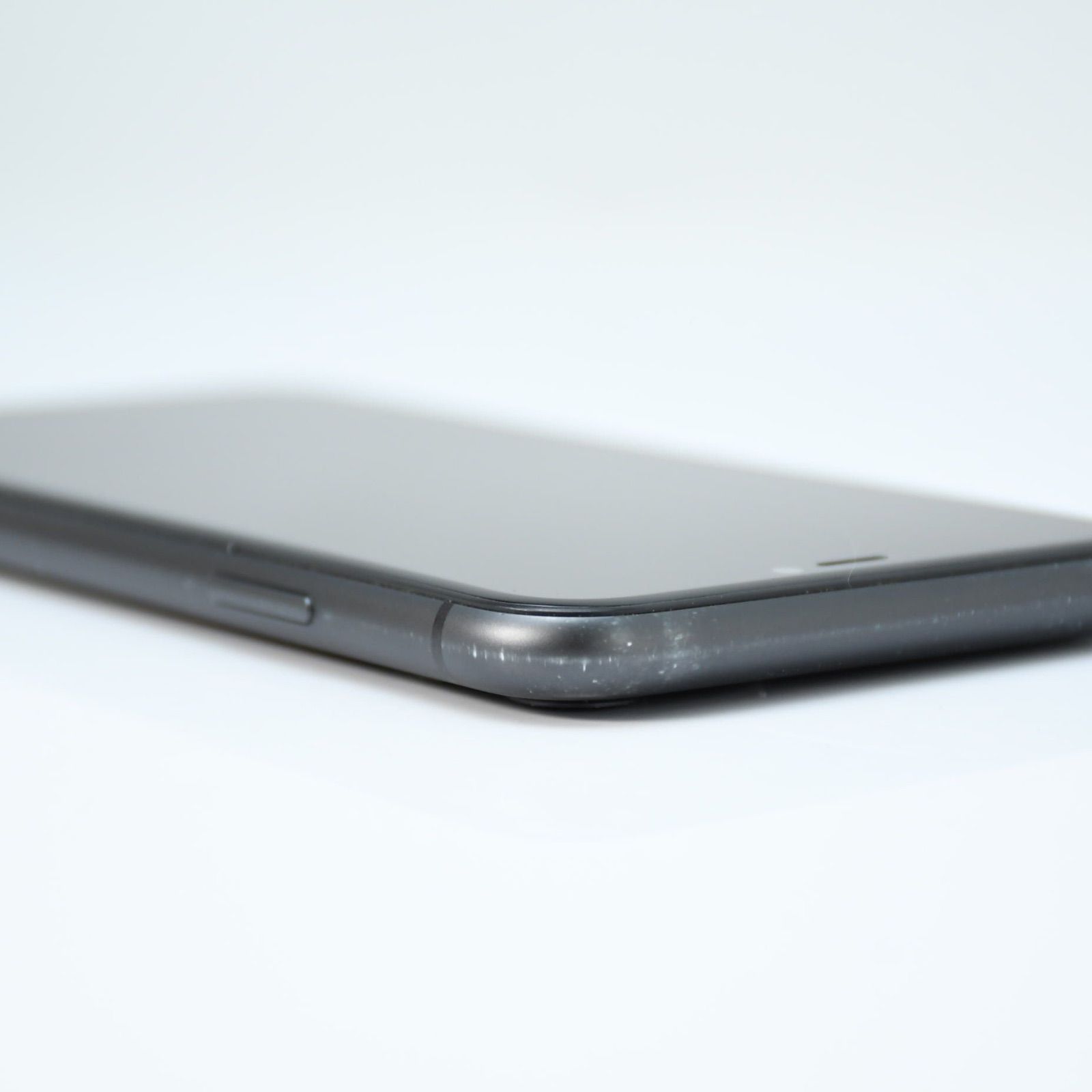 Face IDジャンク＊バッテリー最大容量100％】 SIMフリー iPhone11 64GB