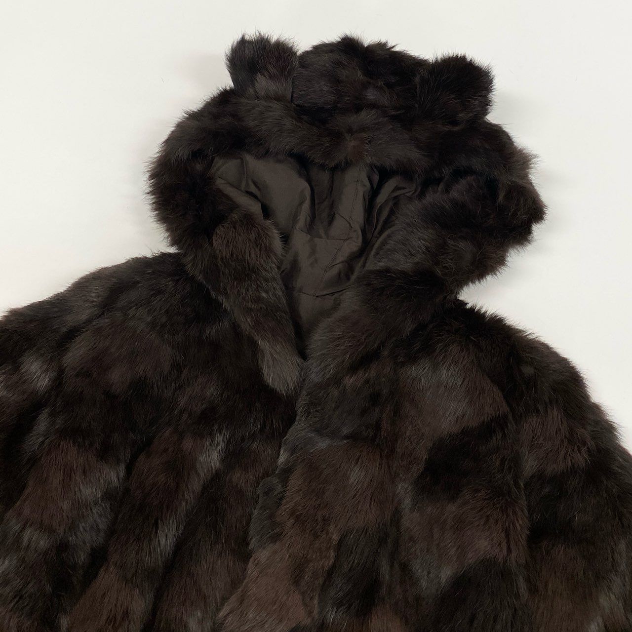 33l14 本毛皮 ラビットファー 耳付きフード ポンチョ ケープ サイズF