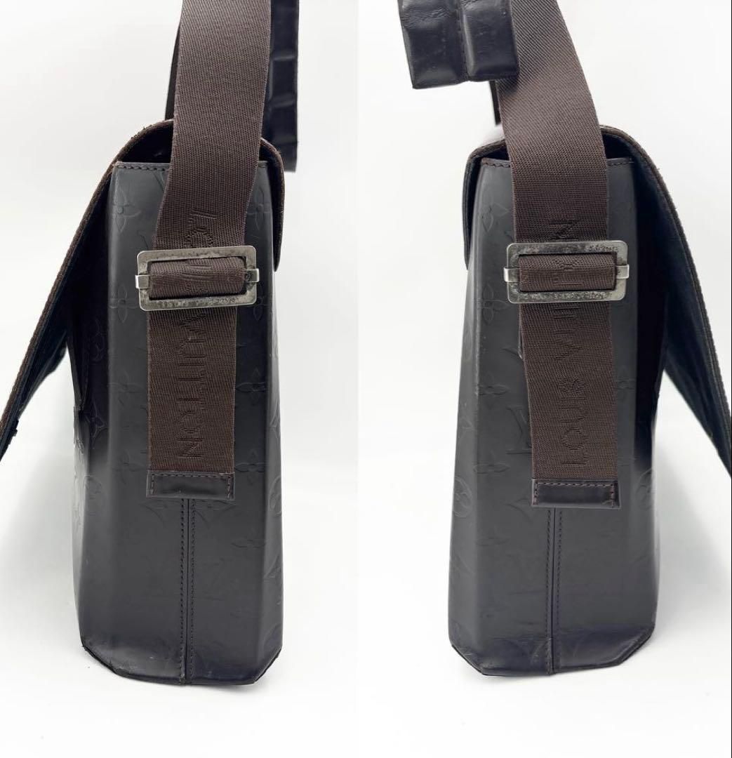 ルイヴィトン M46570 モノグラムグラセ フォンジー メッセンジャー