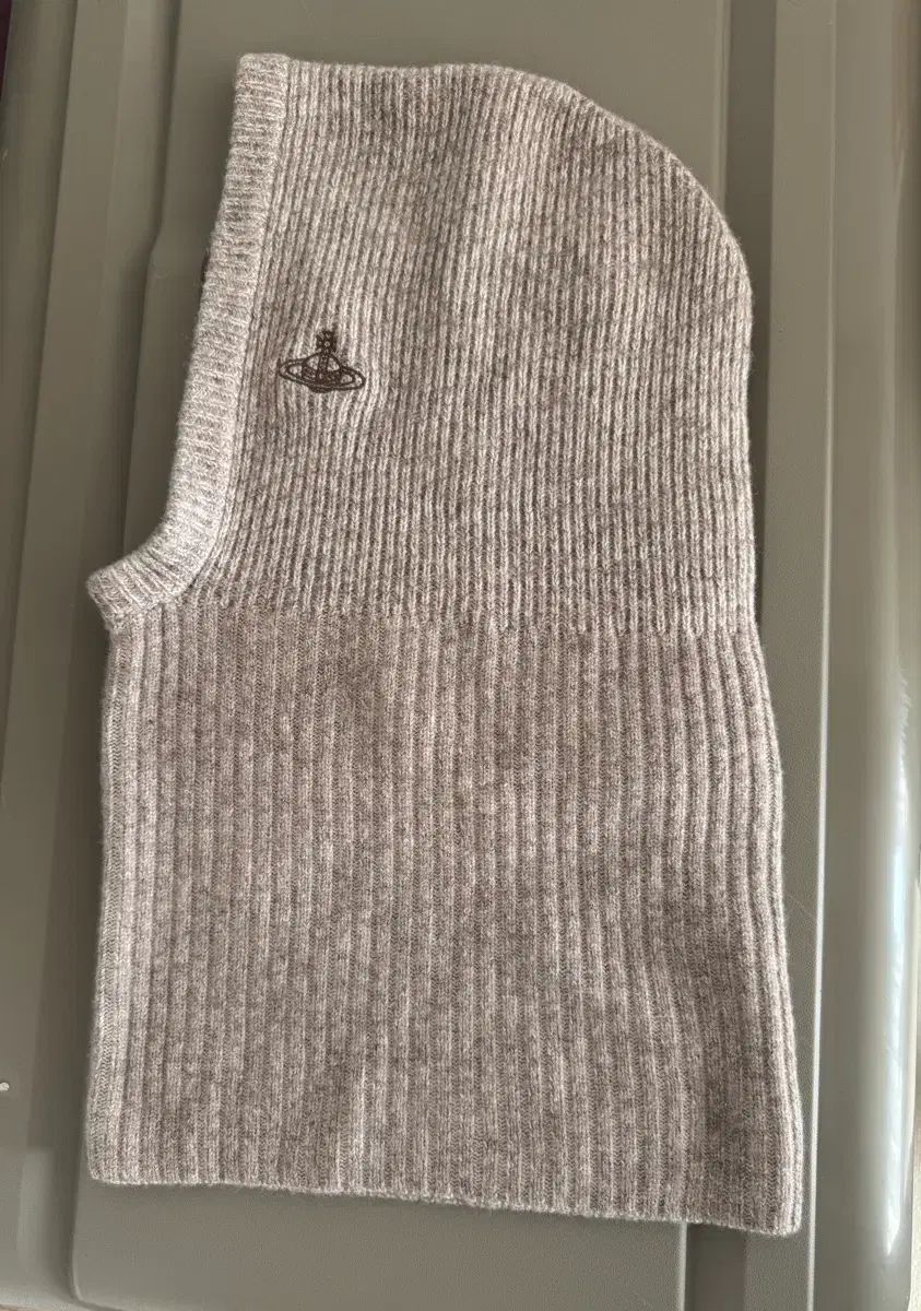 ヴィヴィアン ウエストウッド クラバ ベージュ