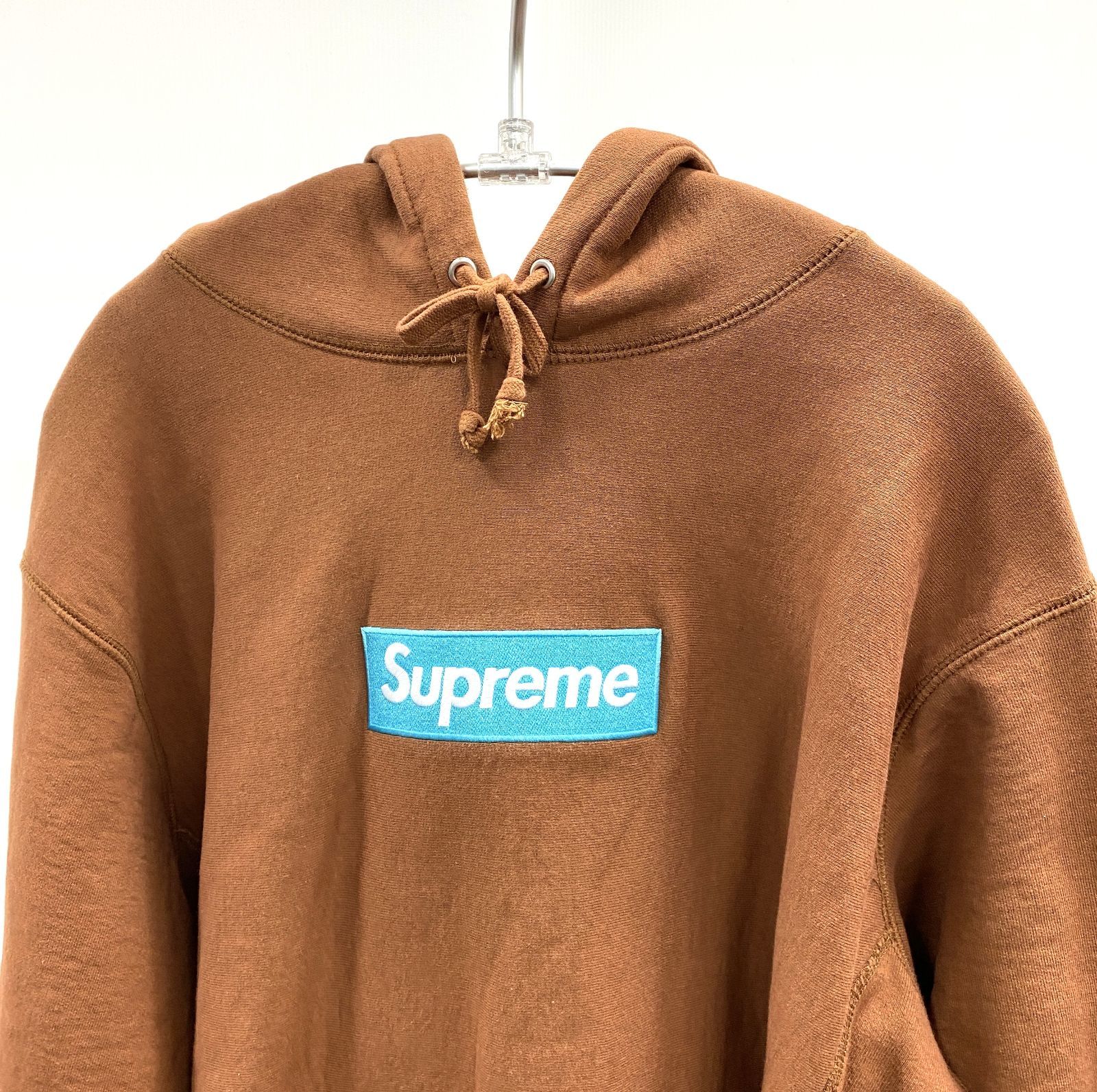 中古品】SUPREME スウェットパーカー フーディー プルオーバー 