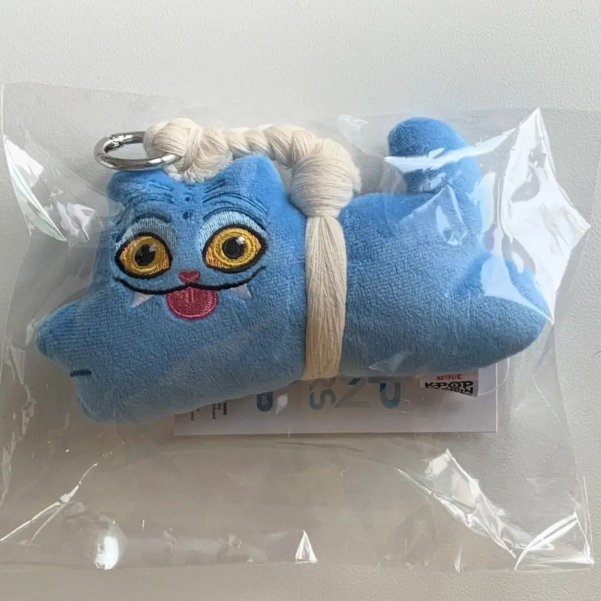 ダッフィー 魔除け ぬいぐるみ K-POPデモンハンターズ