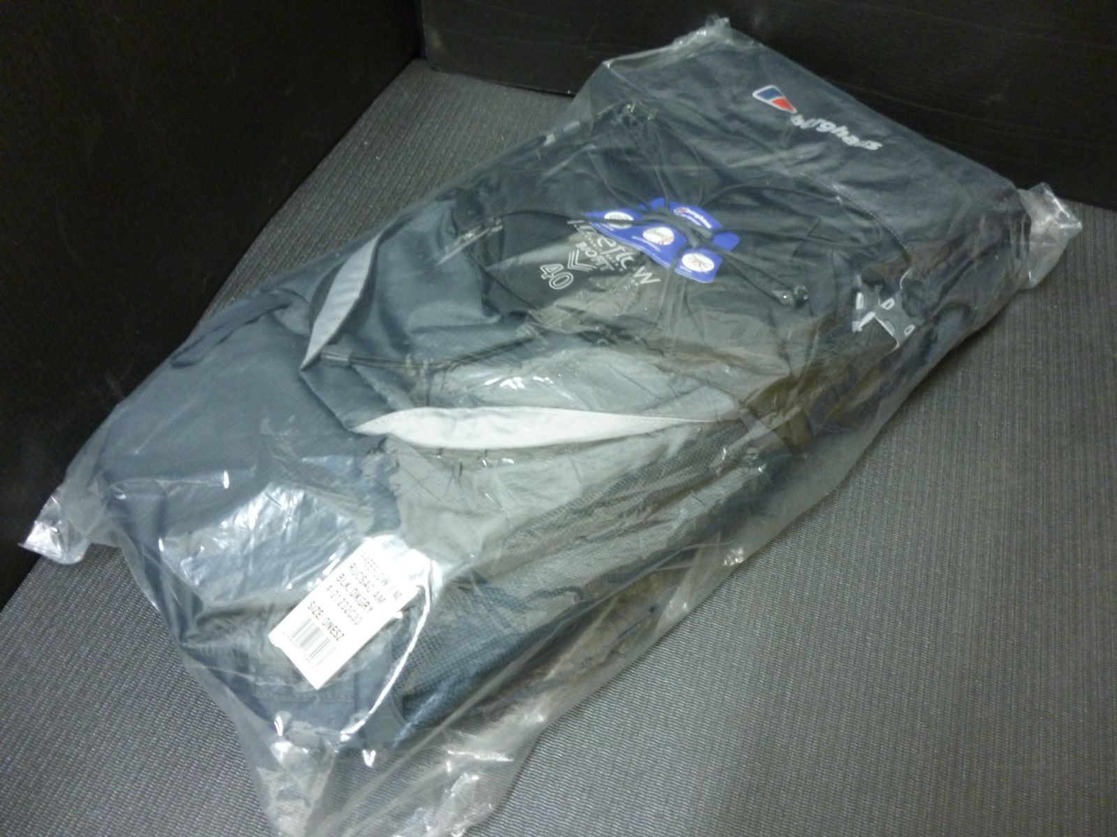 berghaus バーグハウス FLOW Ⅱ 40 バックパック ブラック×ダークグレー リュック