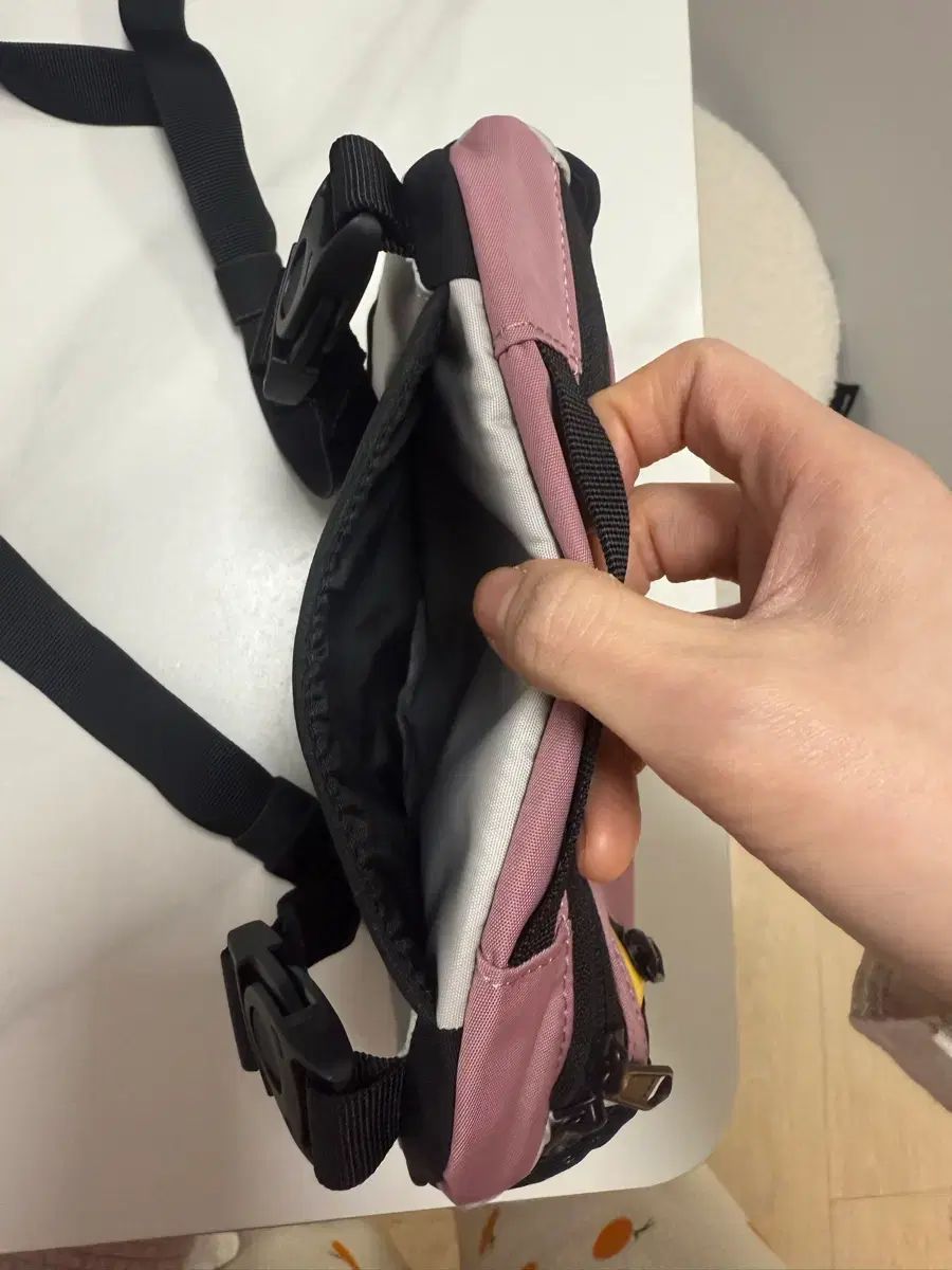 サロモン ヒップバッグ