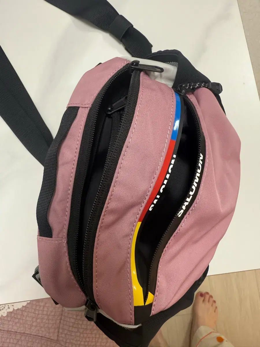 サロモン ヒップバッグ ピンク MONT 02