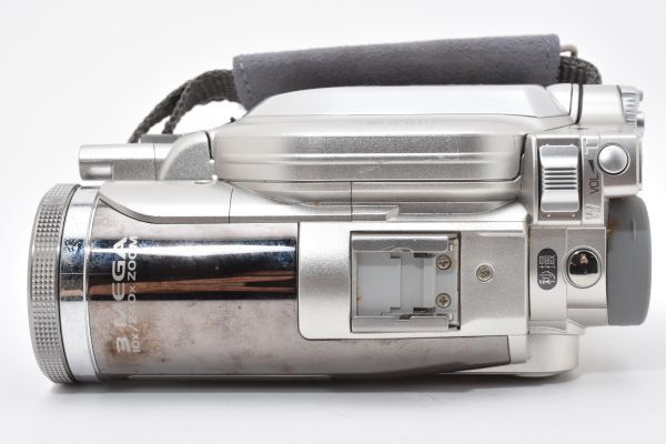 HITACHI DZ-HS303 ビデオカメラ #K536 - メルカリ