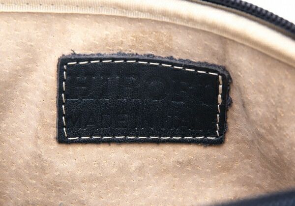 ヒロフHIROFU レザーHエンボスショルダーバッグ 販売 紺