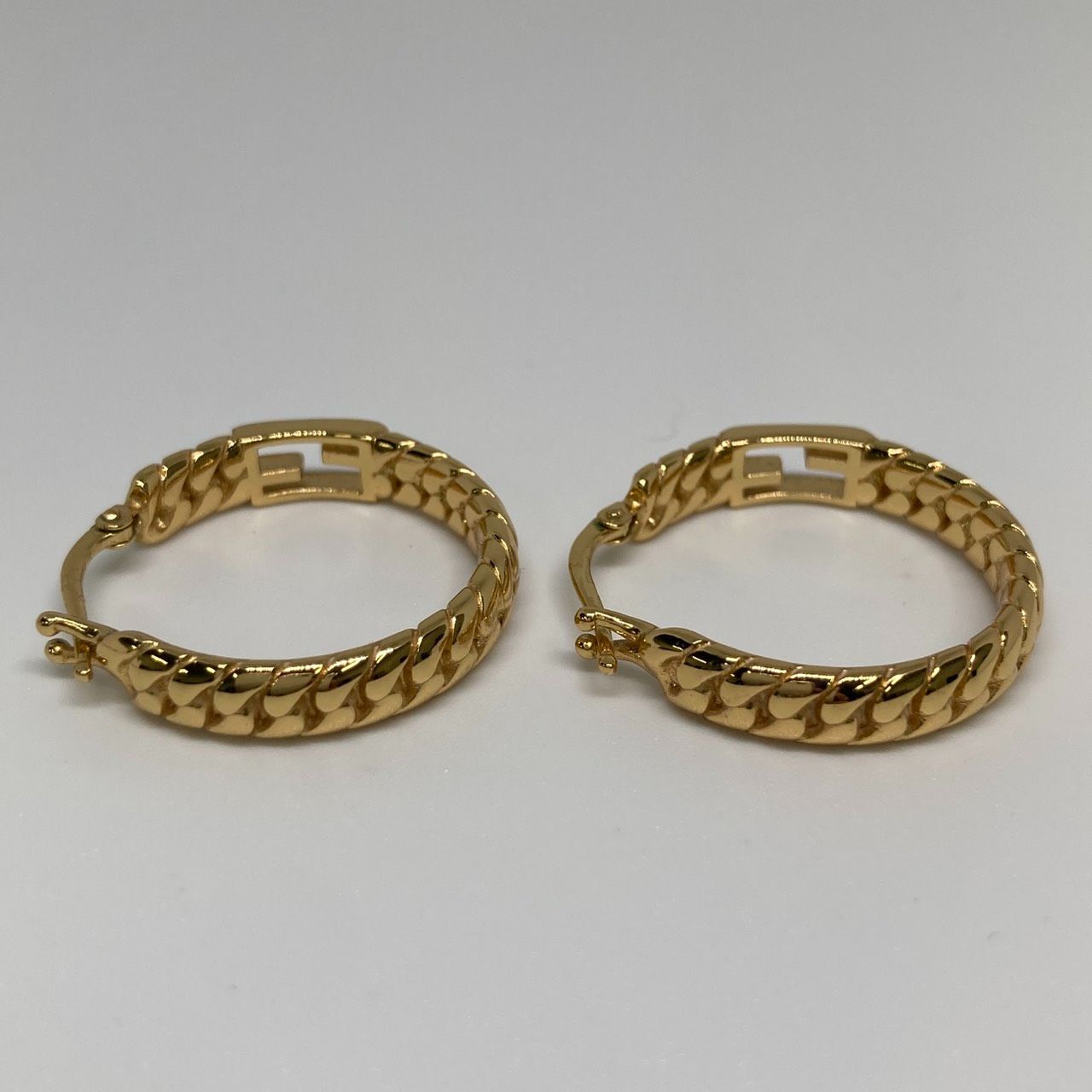 Fendi】フェンディ フープピアス バゲット - メルカリ