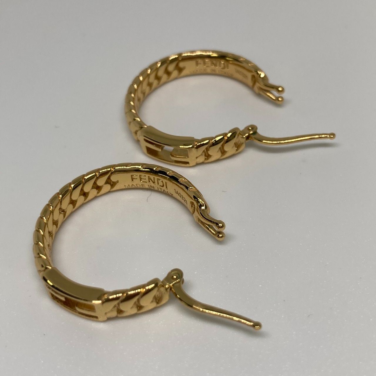 Fendi】フェンディ フープピアス バゲット - メルカリ