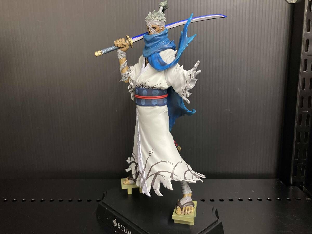 フィギュア】B賞 リュｰマフィギュア 一番くじ ワンピｰス~剣士編