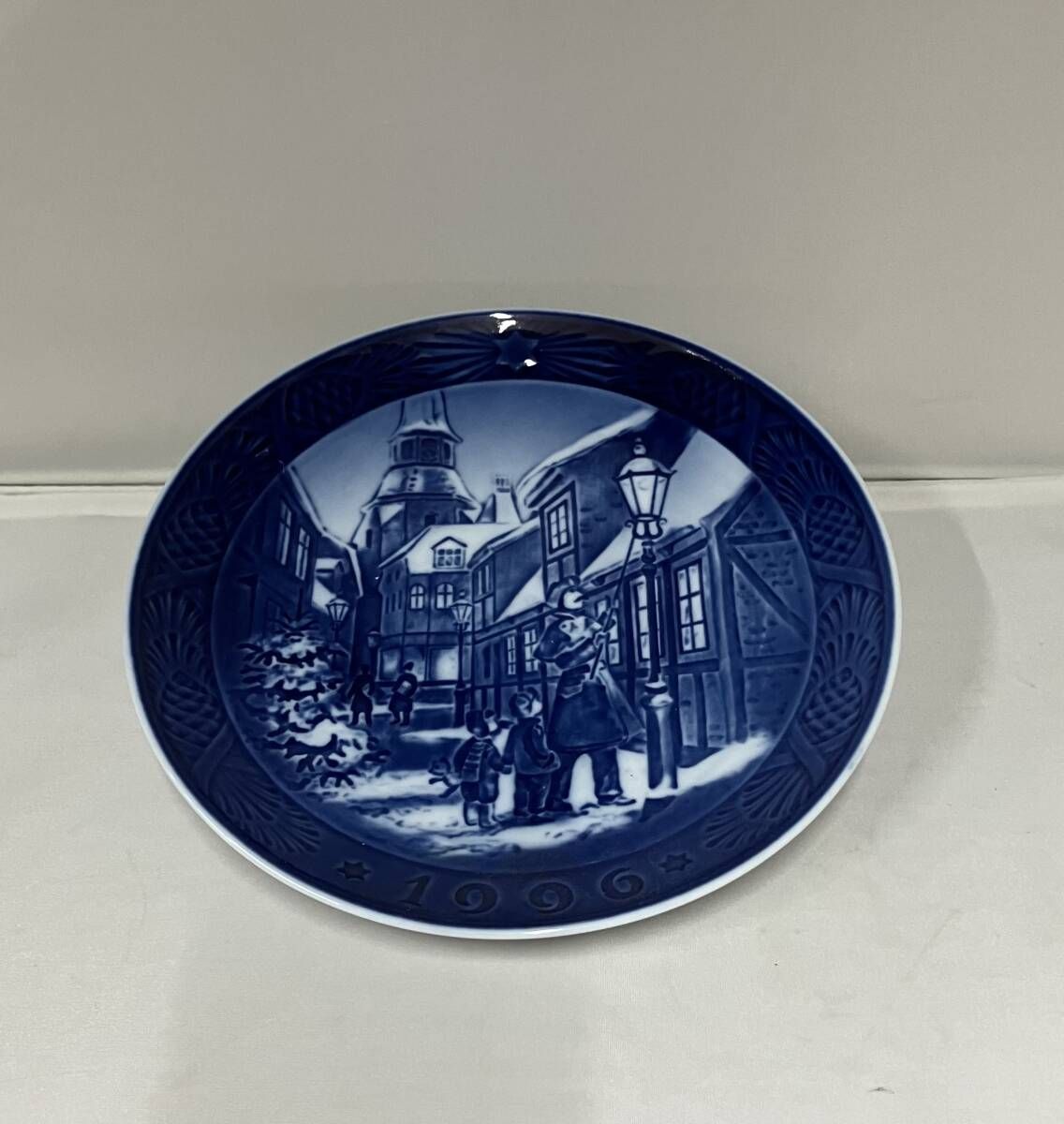 メルカリ市北欧ヴィンテージ　ロイヤルコペンハーゲン バッカトレイ(中)17cm 北欧ヴィンテージ ロイヤルコペンハーゲン バッカトレイ(中)17cm 角皿