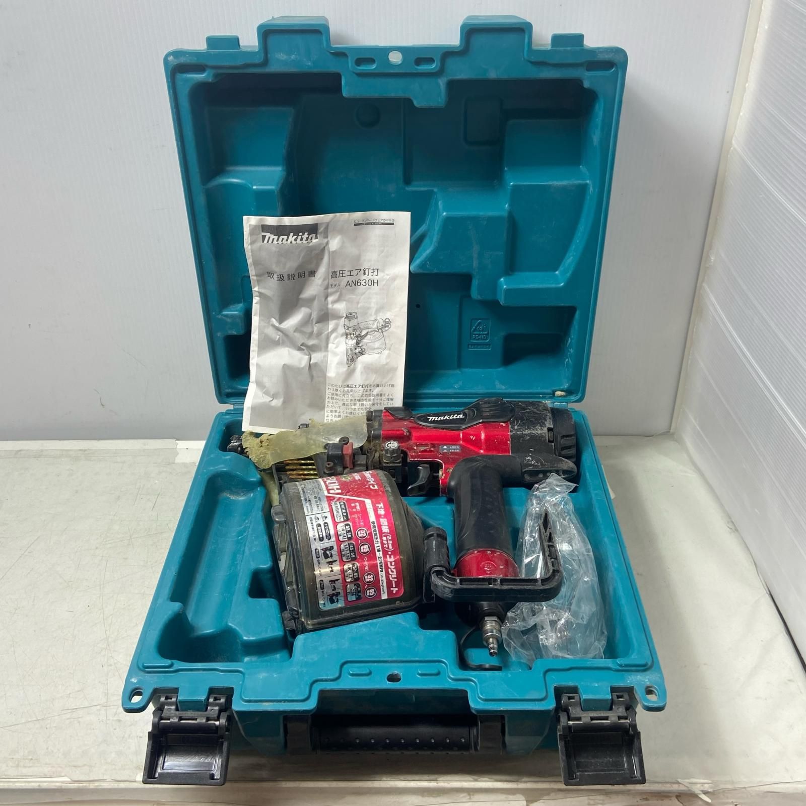 ΦΦMAKITA マキタ 65 mm高圧エア釘打 AN 630 H レッド