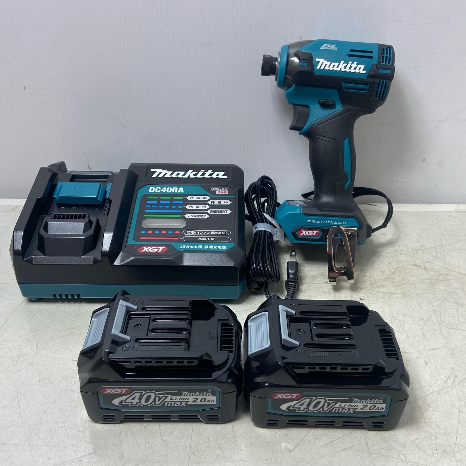 ΦΦMAKITA マキタ 充電式インパクトドライバ 40 Vmax 青 セット品 本体 BL 4020× 充電器 コードレス