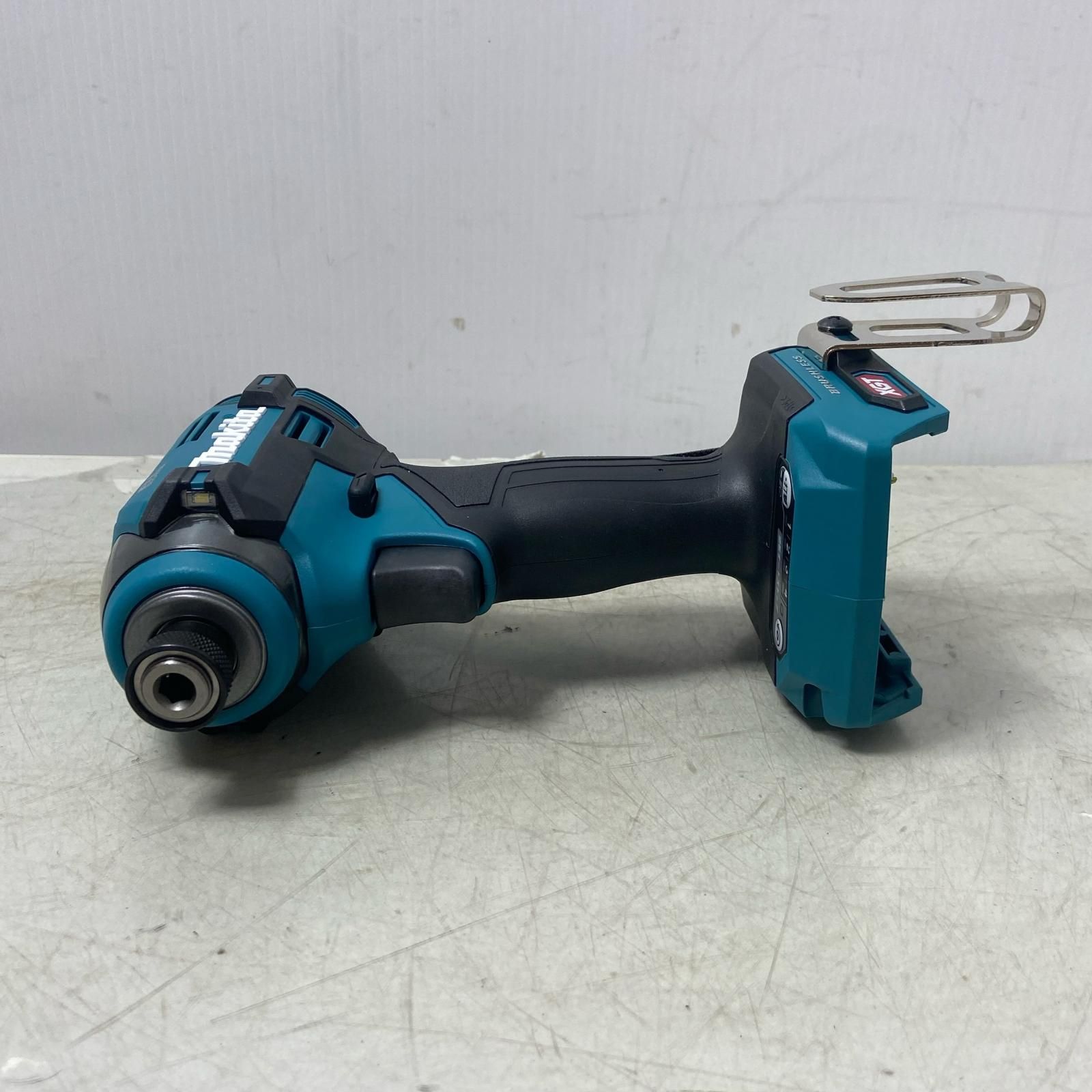 充電式インパクトドライバ