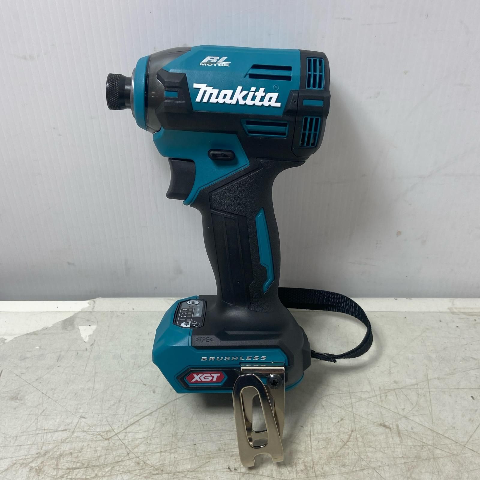 充電式インパクトドライバ 40