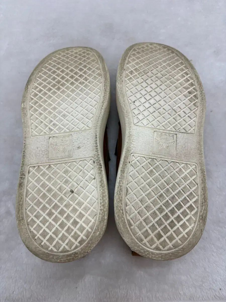  MCM ロゴ スリッポン ブラウン レディース スニーカー フラットシューズ バレエシューズ パンプス