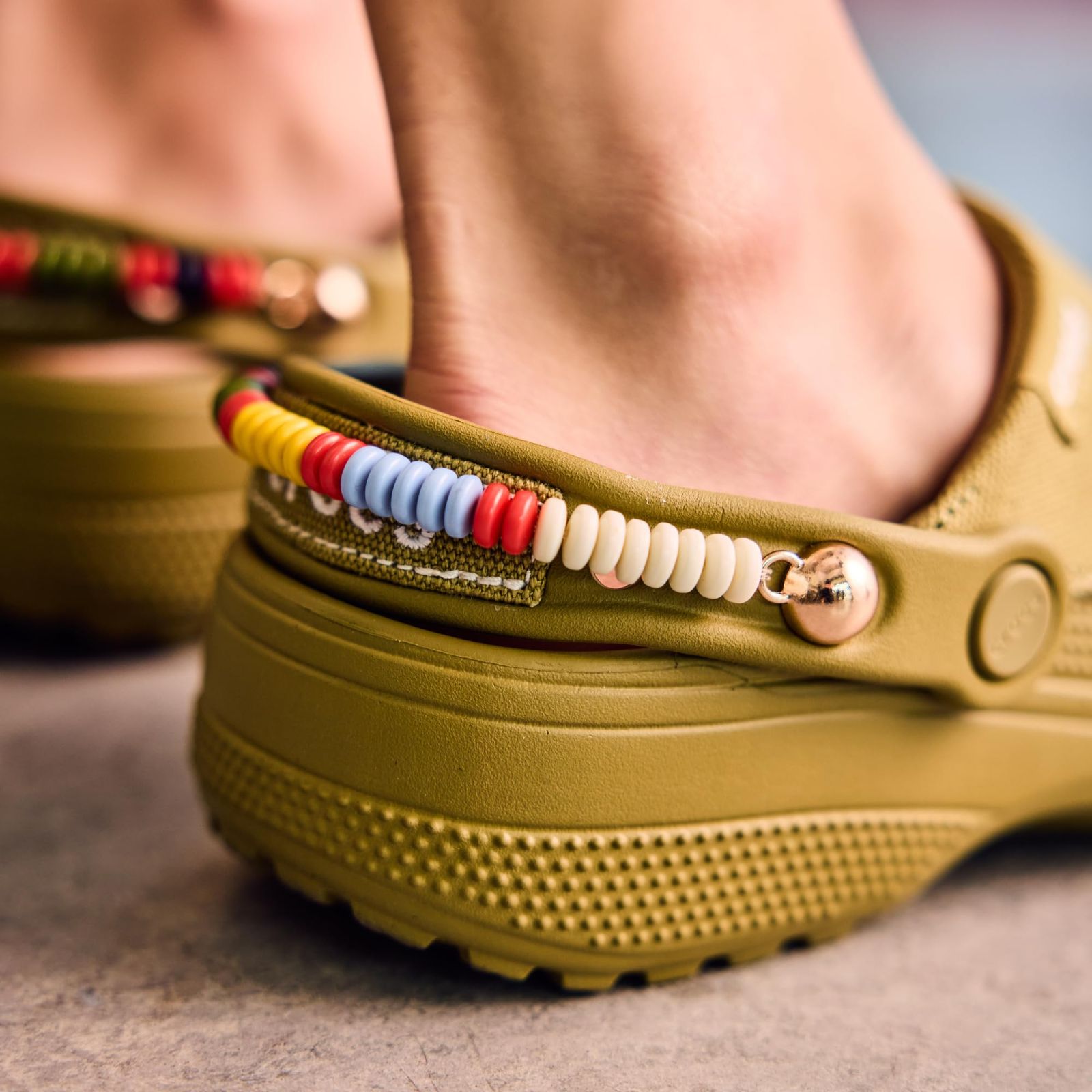  Crocs クロックス 男女兼用 大人用 クラシック クラフト キャンバス クロッグ アロエ 10 Women 8 Men 26 0 cm その他 靴