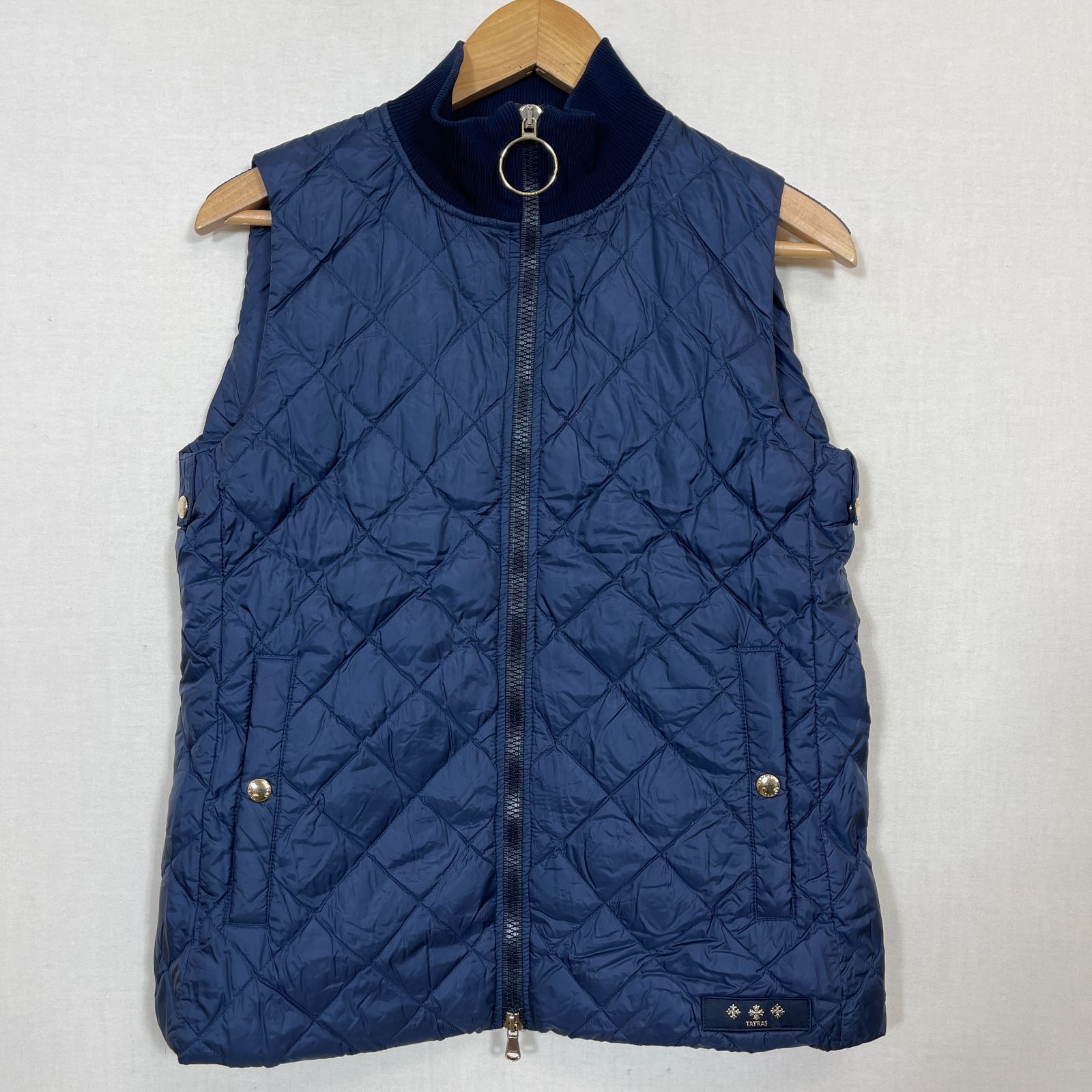 タトラス ハイネック ライナー ダウン ベスト 2 M相当 ロベリア