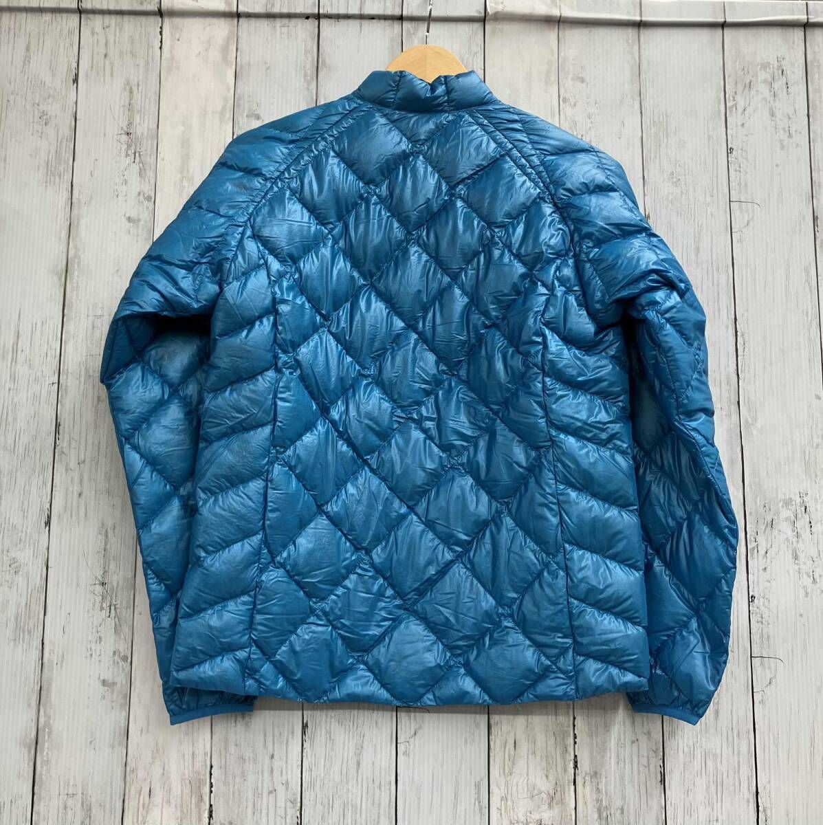 mont-bell モンベル|ダウンジャケット| 1101345|サイズM|ライトダウン|収納袋あり