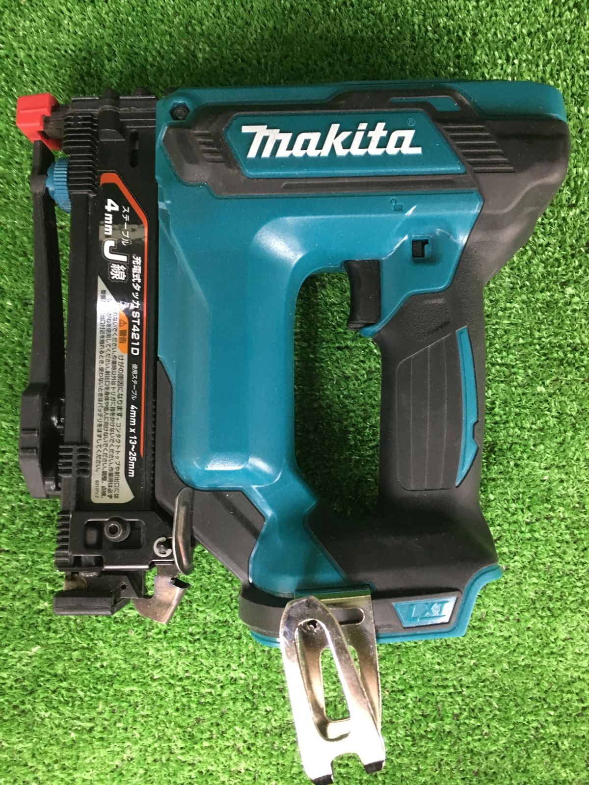 品 0906 makita マキタ 4㎜ 18 v充電式タッカ ST 421 DZ
