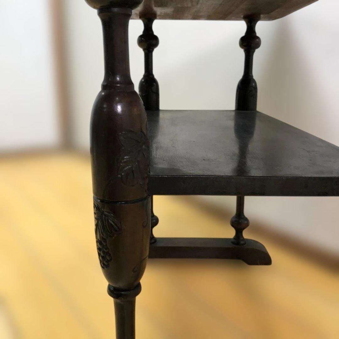 送料無料 アンティーク調 木製テーブル 葡萄彫刻 花台 飾り棚 251214