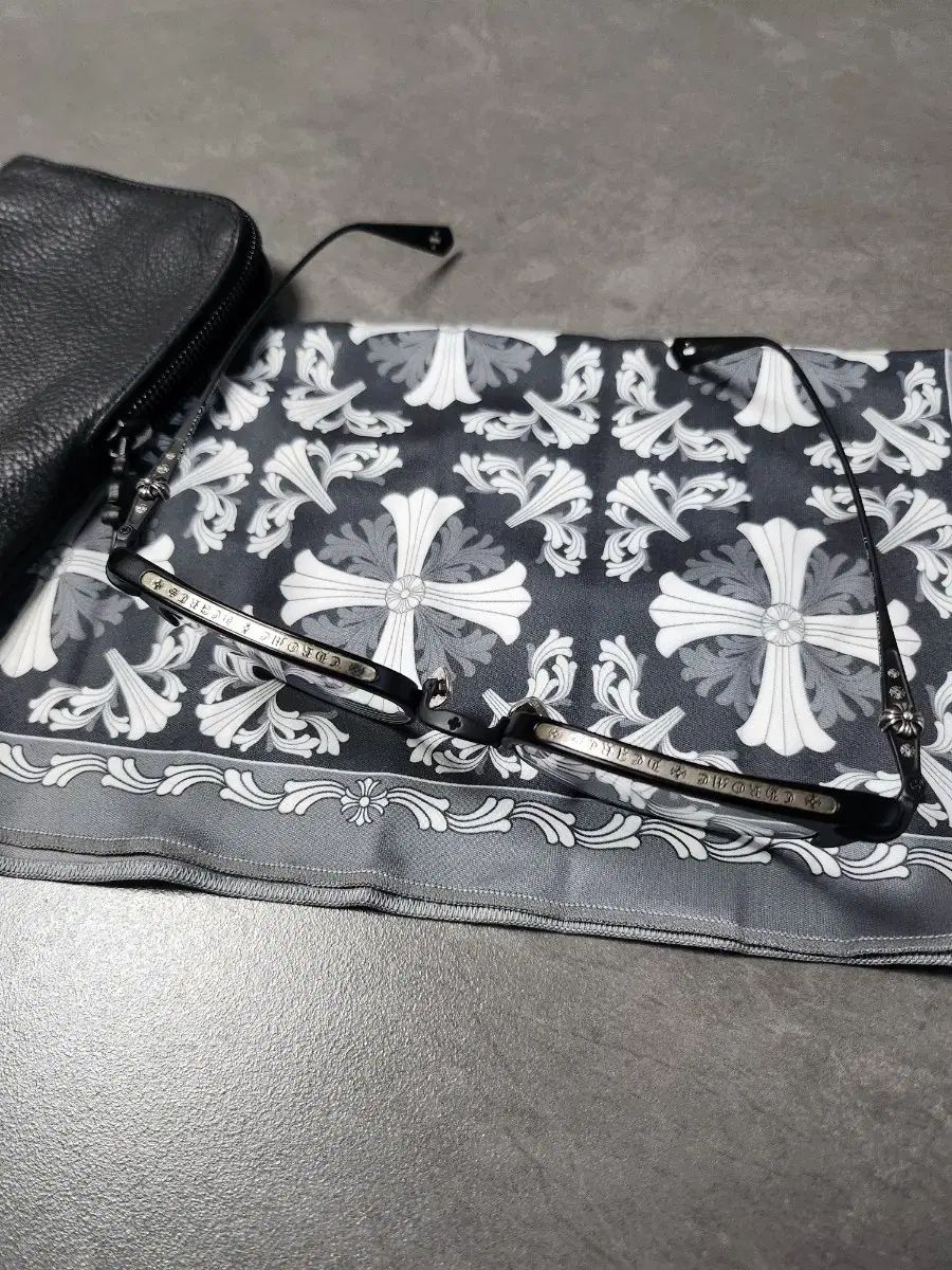 サイズ ブラック