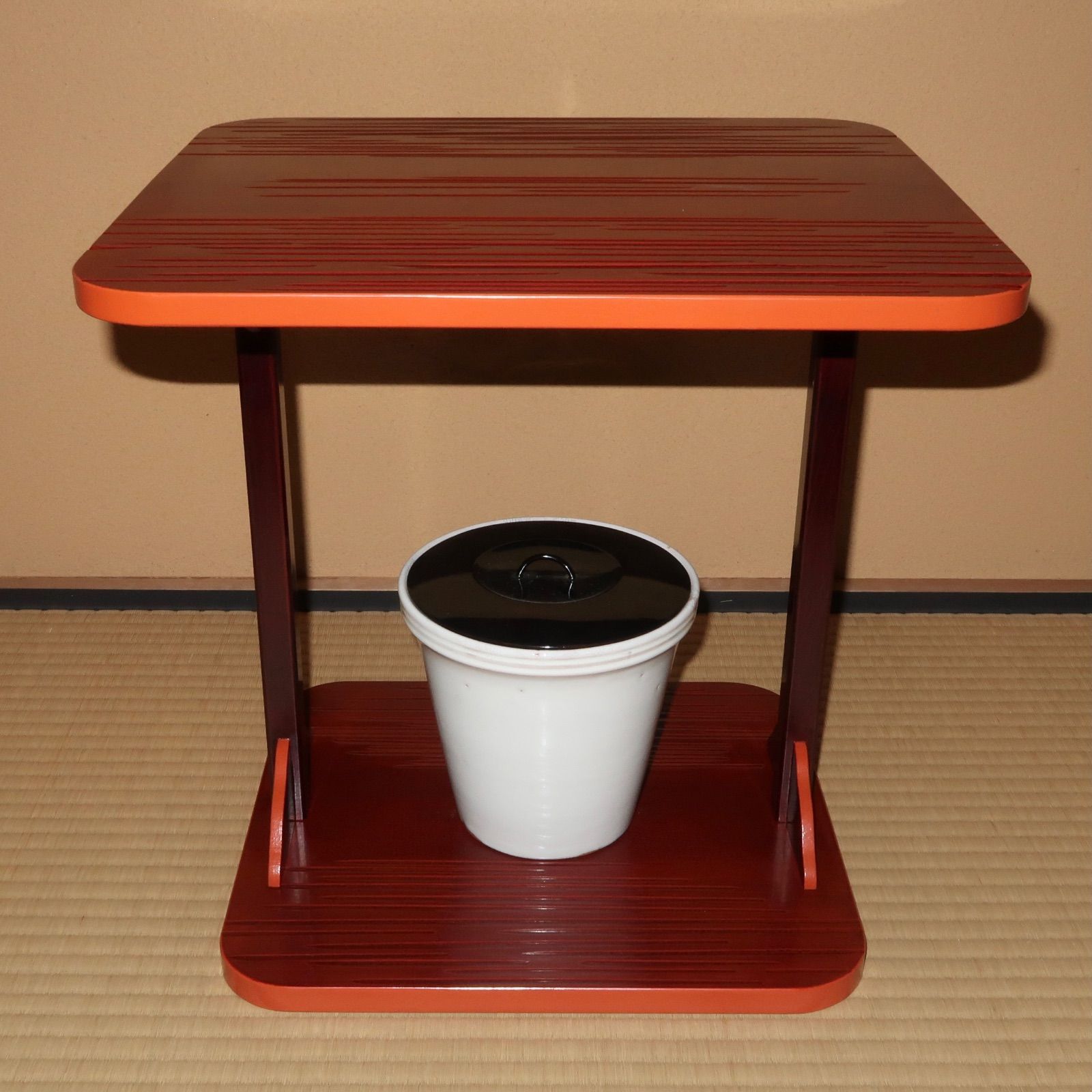 茶道具　棚物　即中斎好　溜塗　小卓　木村表哲　漆器　表千家 茶道具 棚物 即中斎好 溜塗 小卓 木村表哲 漆器 表千家