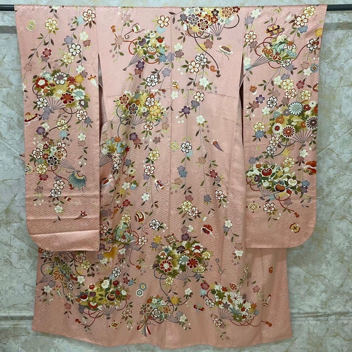 kimono one◆kimonoarisa◆振袖◆友禅◆正絹◆ピンク◆裄長◆ロング◆広衿◆ソフトガード加工済◆京都きもの友禅◆裄66.5肩丈163.5