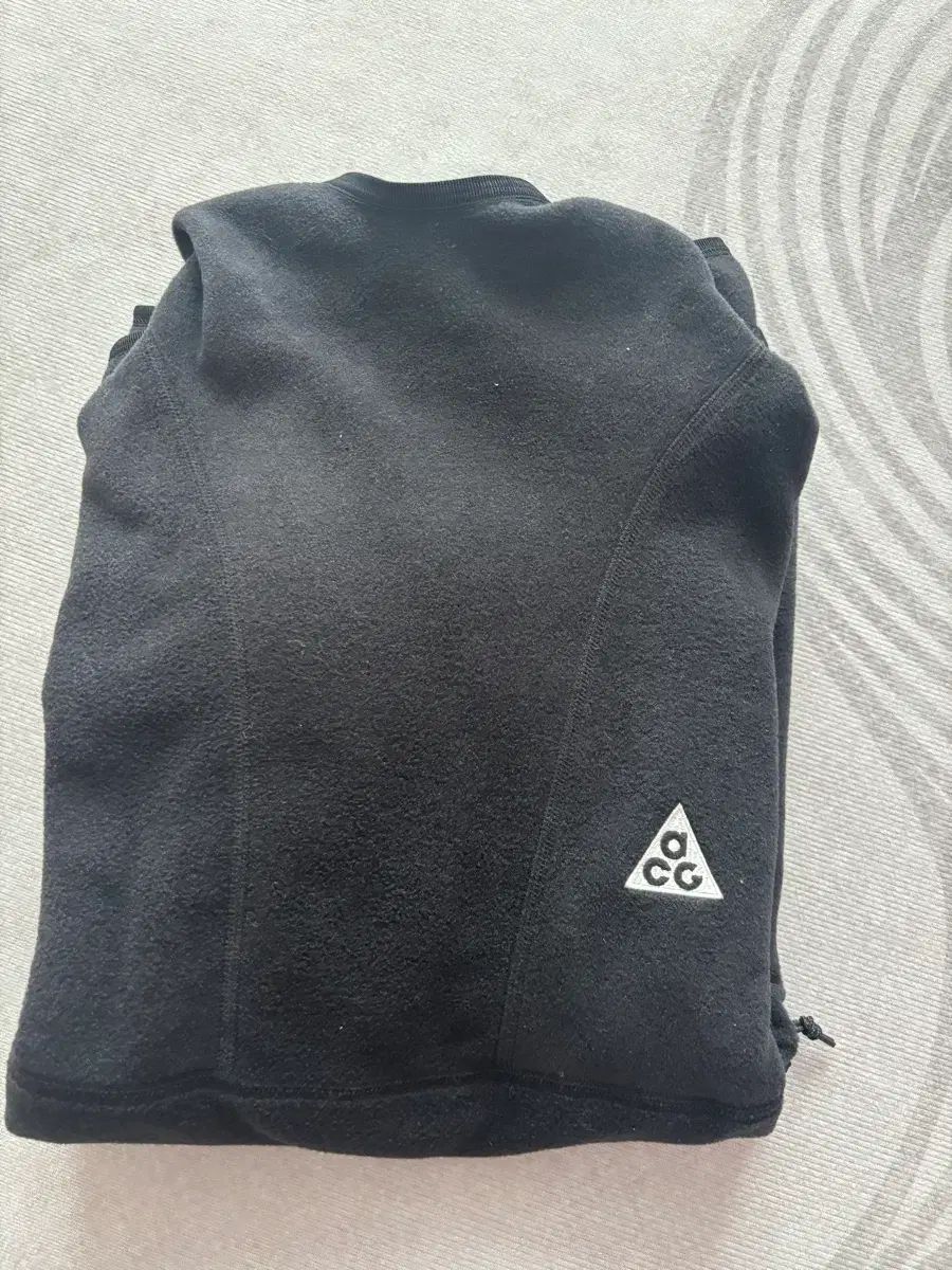 ナイキ ACG ポーラテック ウルフ ツリー プルオーバー フーディー ブラック サミット ホワイト L